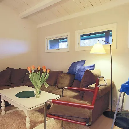 6 Person Holiday In Hyllinge Casa de Férias